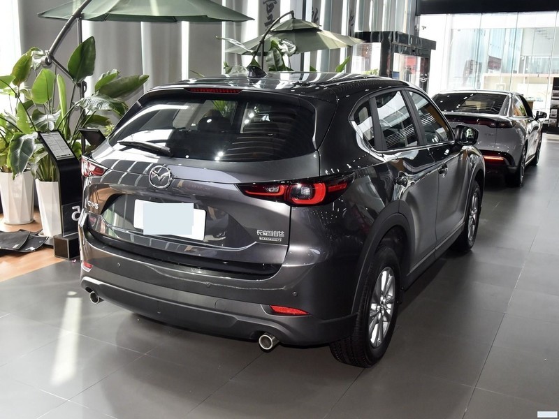 Mazda CX-5 задняя часть