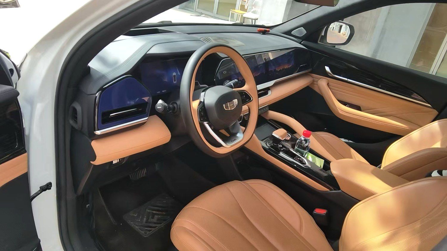 Geely Star Yue L Xingyue L Hybrid пробег 41000 км