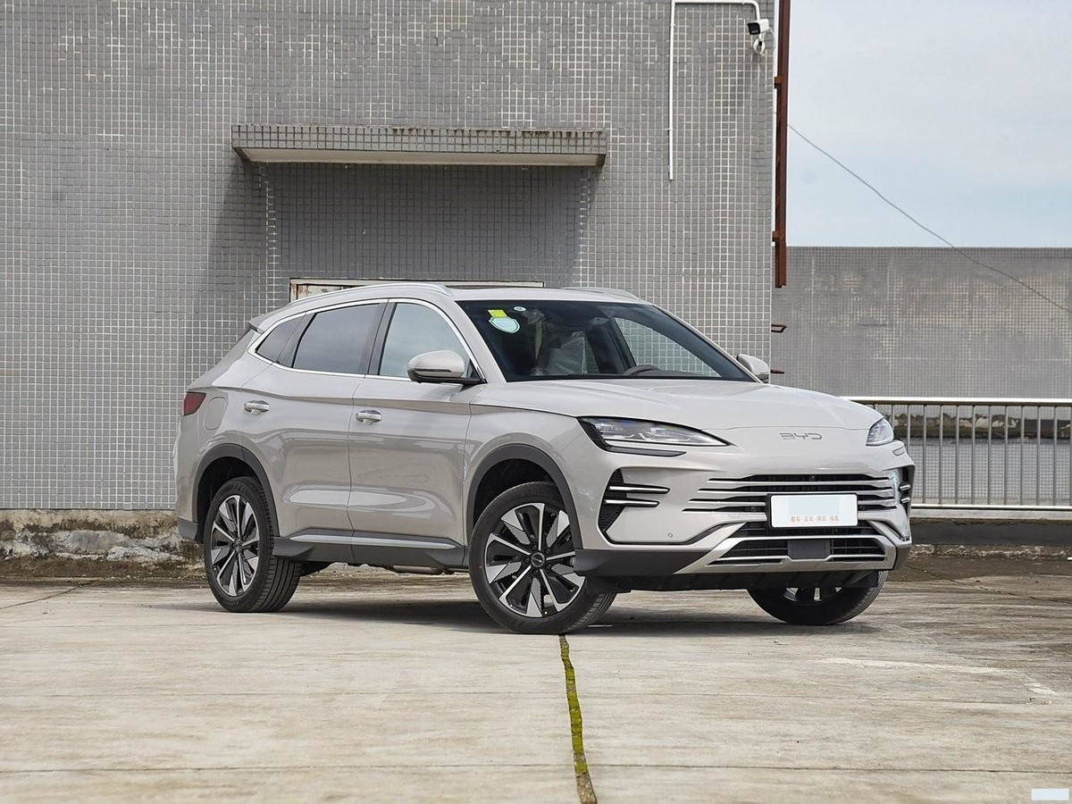 BYD Song Plus снят с производства в Китае: что важно знать покупателям из России